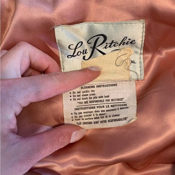 1970s Faux Fur Bomber Jacket - Picture 6 of 15